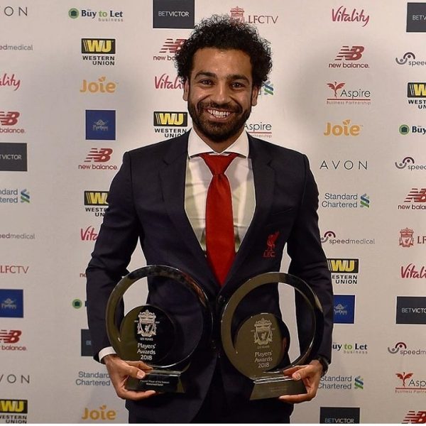 Ο Σαλάχ ψηφίστηκε MVP της σεζόν για την Λίβερπουλ (pic)