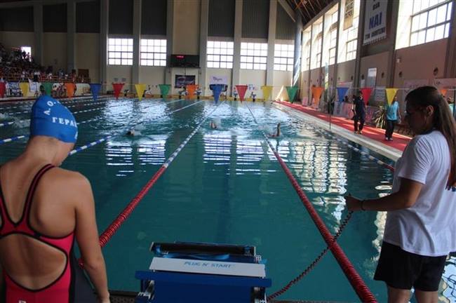 Η αγωνιστική ομάδα κολύμβησης της ΝΕΠ στο Αγρίνιο