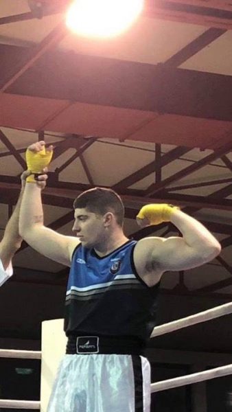 Κωνσταντίνος Μάντζαρης: Κατέκτησε το πρώτο χρυσό μετάλλιο σε πανελλήνιο πρωτάθλημα πυγμαχίας