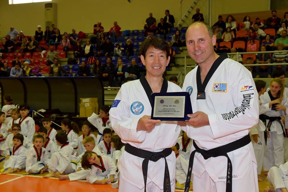 Η Δόξα Πατρών φιλοξένησε πέντε Κορεάτες προπονητές taekwondo