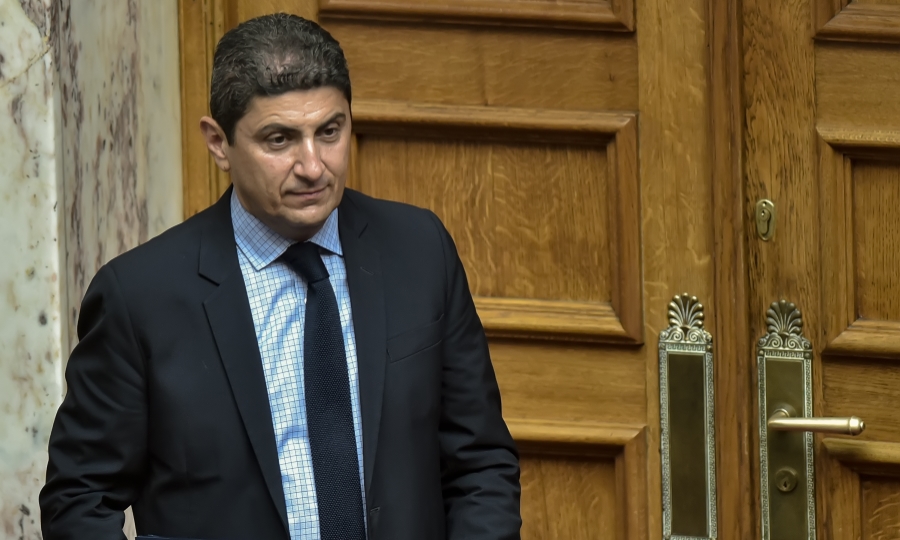 Αυγενάκης: «Ίσως μεταφερθούν του χρόνου οι εκλογές στις ομοσπονδίες»