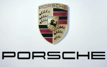 Auto-moto: Υπέρ των κορονοομολόγων και η… Porsche!