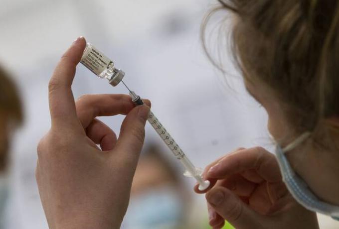 ΓΓΑ: Εμβολιασμένοι κατά 95% και ανεμβολίαστοι κατά 5% σε αγώνες με περισσότερους από 300 αθλητές