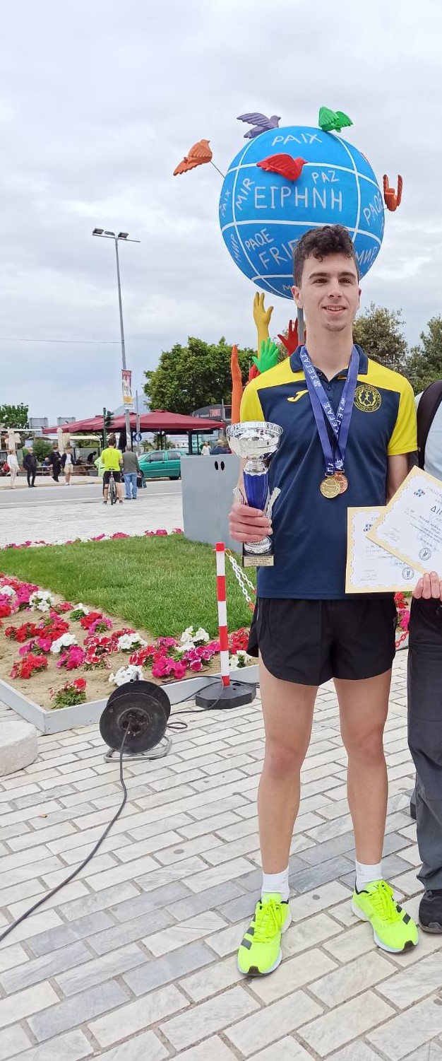Αν. Μπαχός: Πρωταθλητής  Ελλάδας στα 20 χλμ βάδην στην κατηγορία Κ23