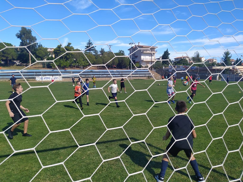 ΑΕ Αιγείρας/Ακράτας: Επίσκεψη στα σχολεία της περιοχής για την Ημέρα Αθλητισμού (pics)