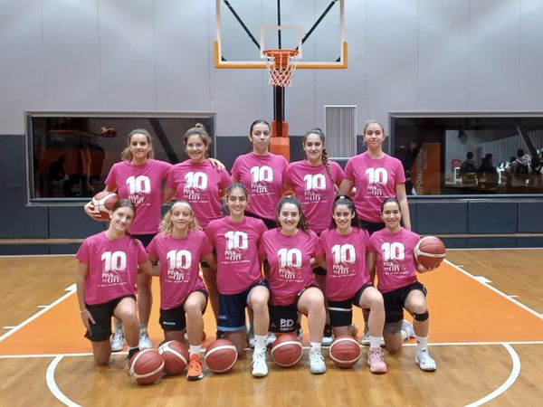 Η γυναικεία ομάδα μπάσκετ του Προμηθέα συμμετέχει στο Pink The City