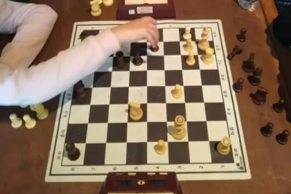 Μαθητικά πρωταθλήματα σκάκι από την Περιφέρεια