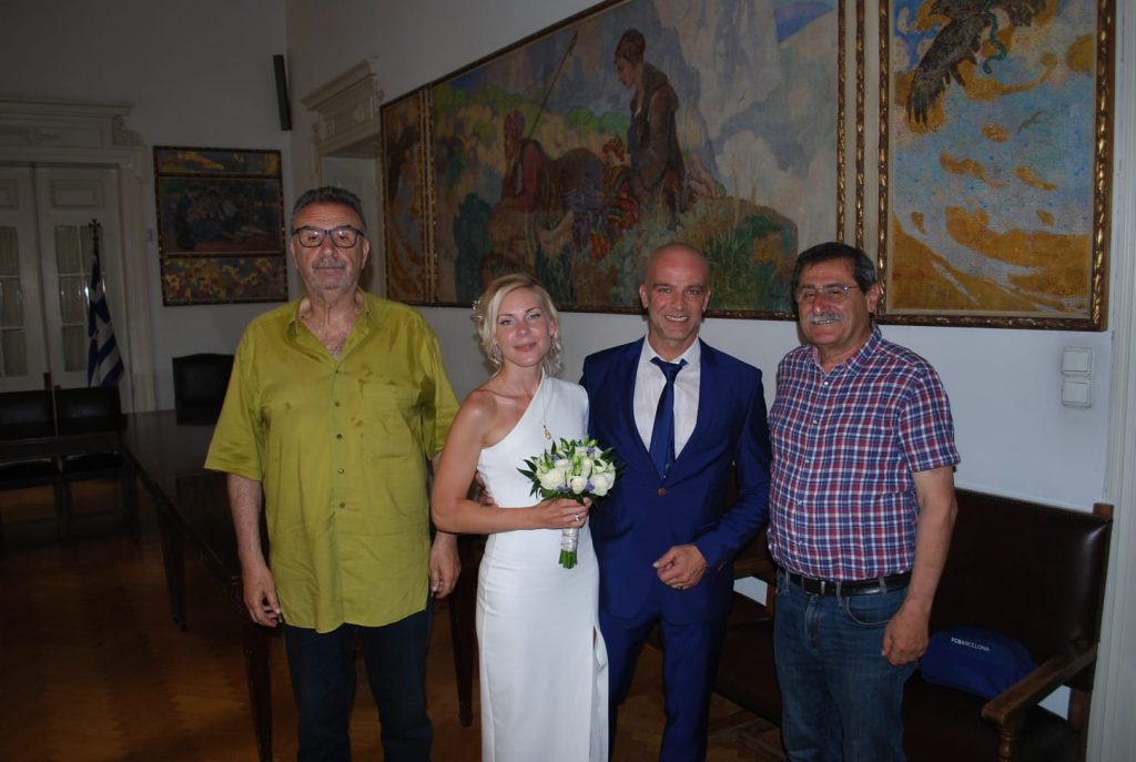 Γάμος με άρωμα ποδοσφαίρου στο Δημαρχείο της Πάτρας! (pics)