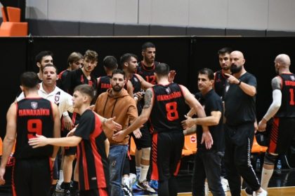 Με την συμπαράσταση των φιλάθλων της η ομάδα μπάσκετ της Παναχαϊκής στο Αίγιο