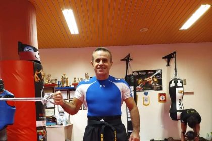 Ο Θανάσης Γκούβρας στον ΣΠΟΡ FM Πάτρας 96,3 για τις επιτυχίες του Πολυνίκη στο Kick Boxing